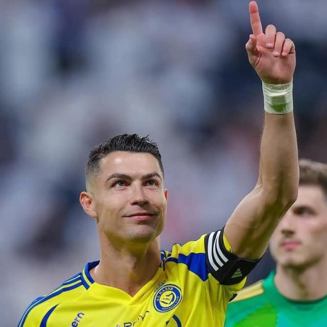🤍💛عشُـاق النصـٌر 💛🤍  - AnyQuizi