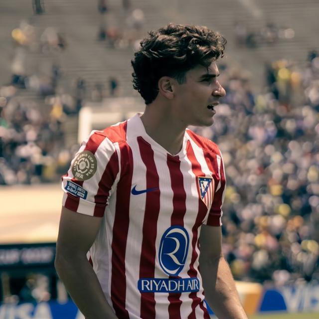 خيمة الكورة  - AnyQuizi