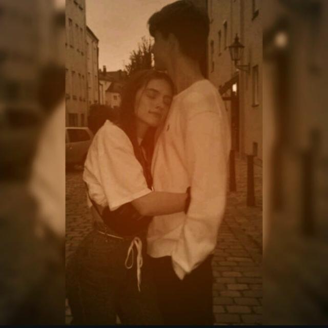 ڰله‍ ف ٱل؏شࢪه‍💋🤞  - AnyQuizi