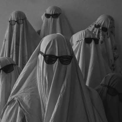 شلة مجنونة 😁♥️  - AnyQuizi