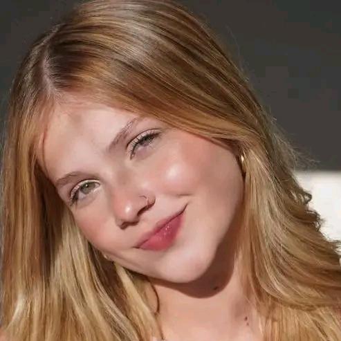 فتيات روسيا  - AnyQuizi